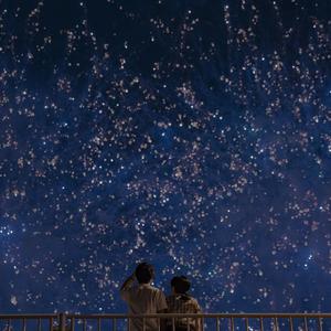 女生张开腿让男生甬的视频
